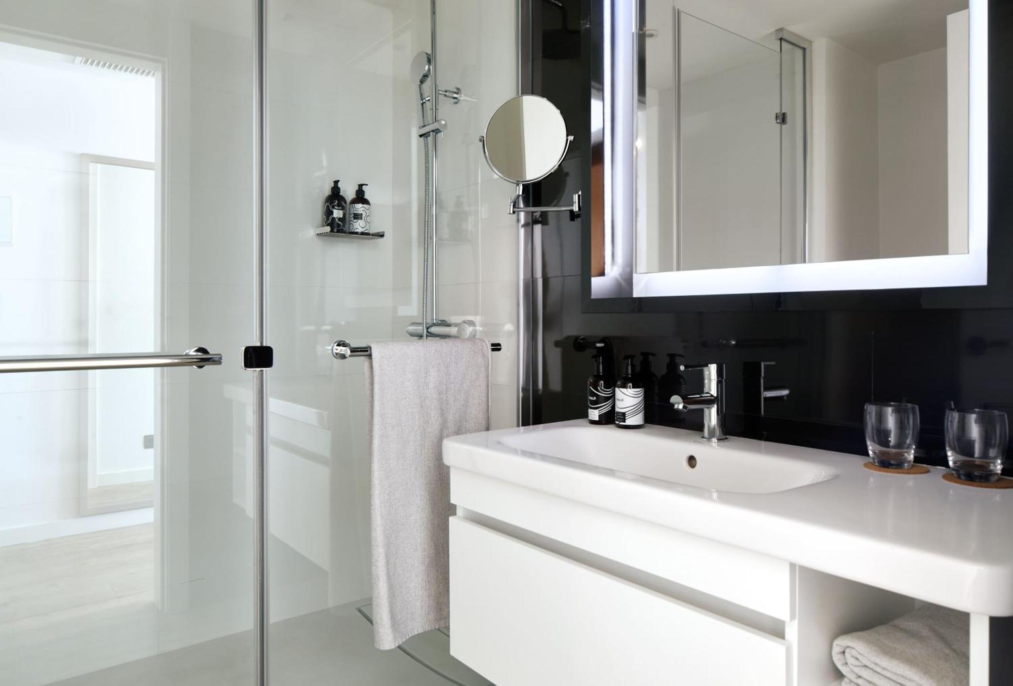 Innside By Melia Barcelona Apolo — Photos 2